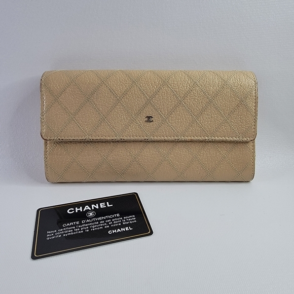 🔥EUC CHANEL Bicolore Quilted CC Logo Long Wallet - Picture 3 of 12